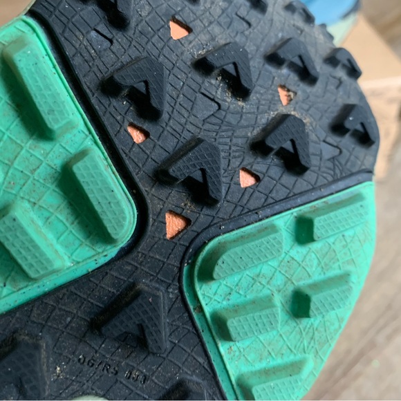 Nike Zegama Trail Running Shoes - Picture 4 of 6